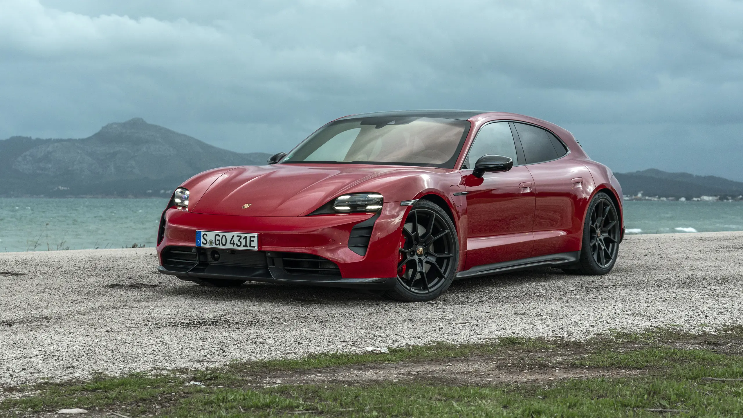 porsche_taycan_gts_sport_turismo_2021_5k_4-HD.jpg