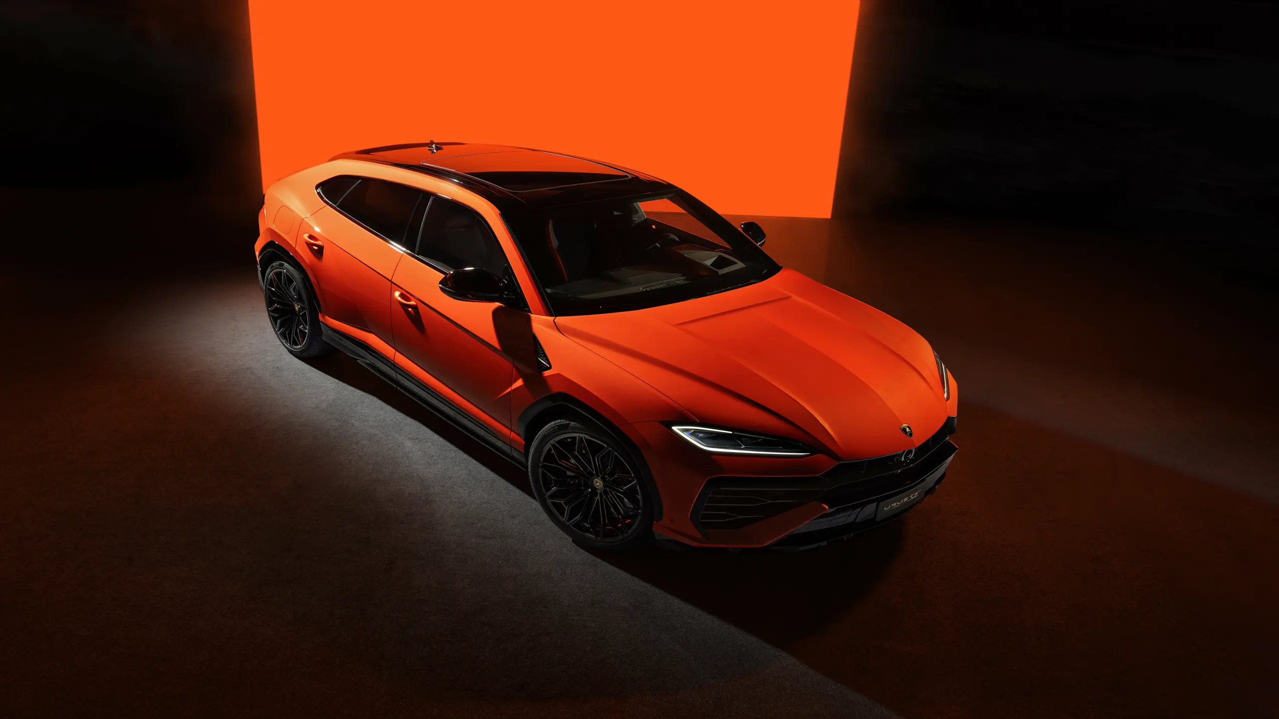 The Urus SE. Lamborghini Continues to Revolutionize the SUV World