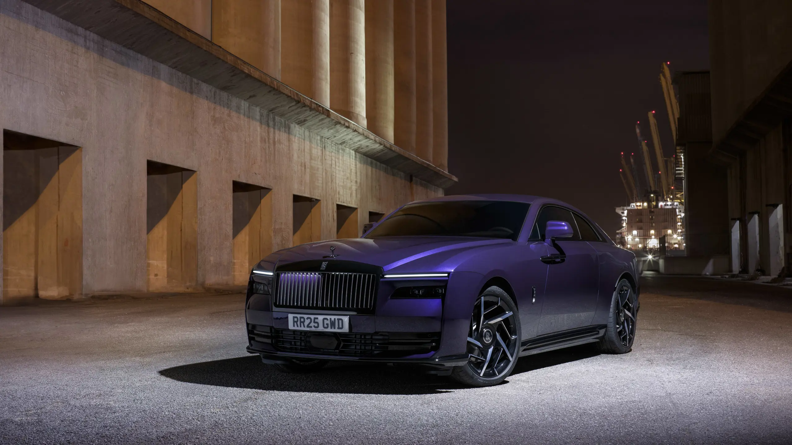 Black Badge Spectre : L’Expression Ultime de la Puissance Selon Rolls-Royce